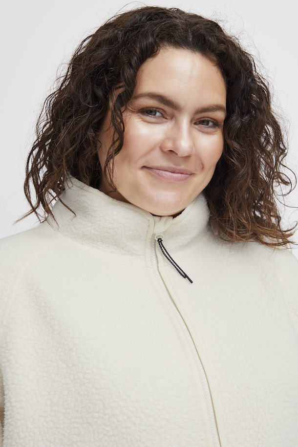 Plus Birch size – FPMILA from Shop Fransa Size Outerwear Selection Birch FPMILA here 42/44-54/56 Outerwear
