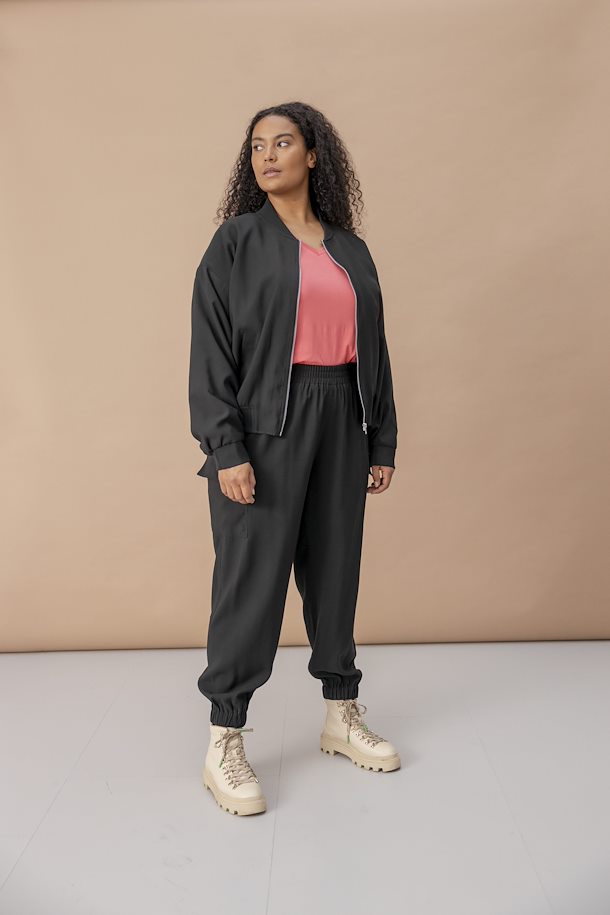 Fransa Plus Size Selection Casual pants Black – Shop Black Casual pants  from size 44-56 here