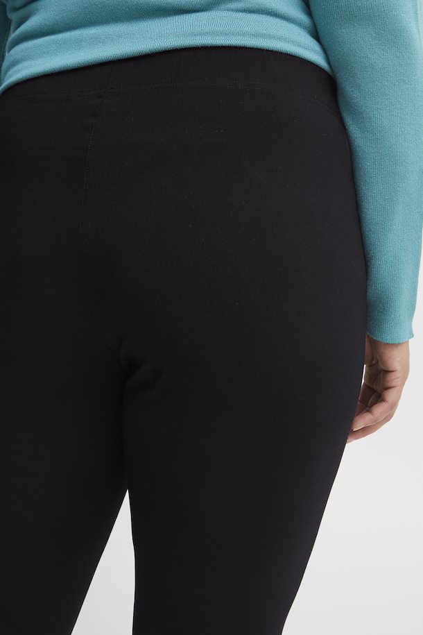 Fransa Plus Size Selection FPJEGGING Leggings Black – Shop Black FPJEGGING  Leggings from size 42-56 here