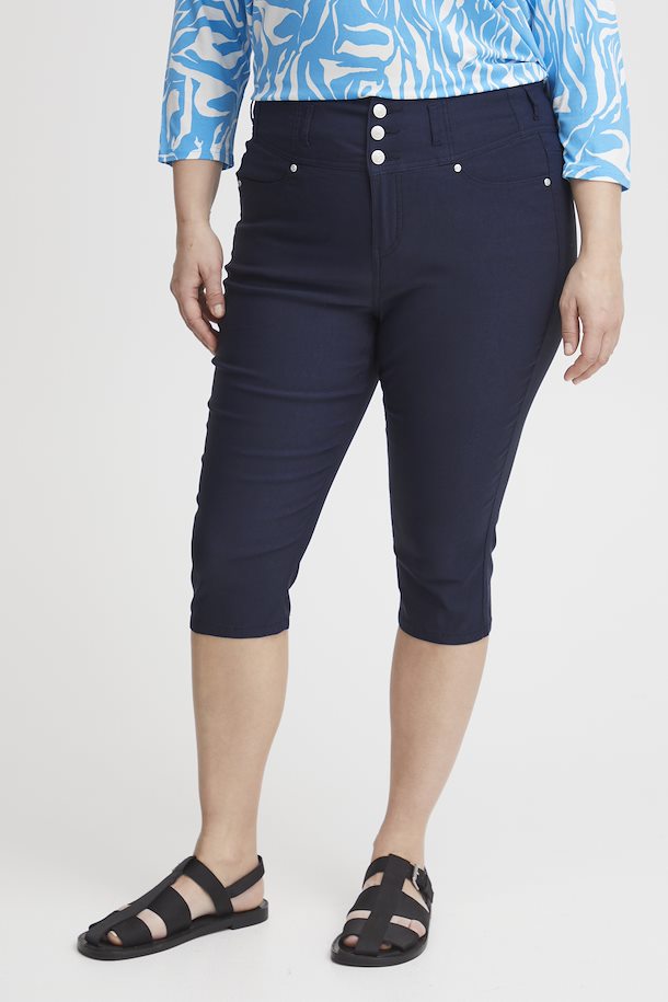 Fransa Plus Size Selection Casual pants Dark Peacoat – Shop Dark Peacoat  Casual pants from size 44-