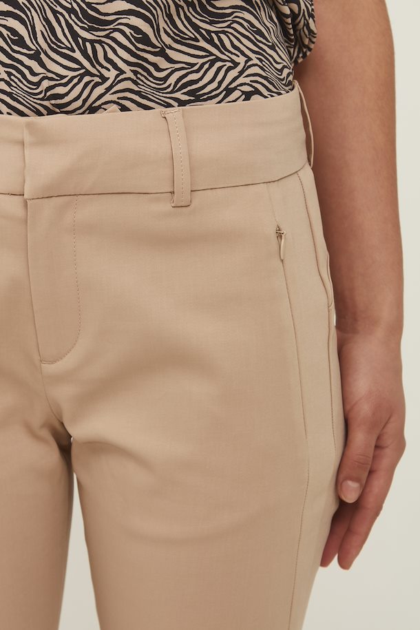 Fransa Capri Doeskin pants Capri here – Shop size pants from Doeskin 32-46