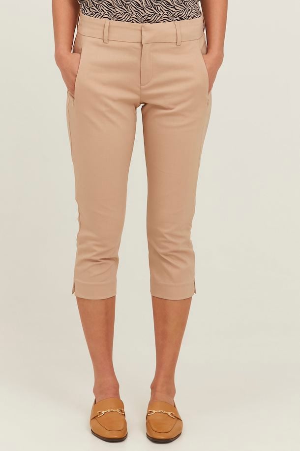 Fransa Capri pants Doeskin – Shop Doeskin Capri pants from size 32